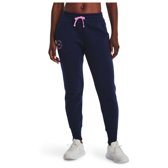 Under Armour Γυναικείο παντελόνι φόρμας Rival Fleece Crest Joggers Under Armour Γυναικείο παντελόνι φόρμας Rival Fleece Crest Joggers